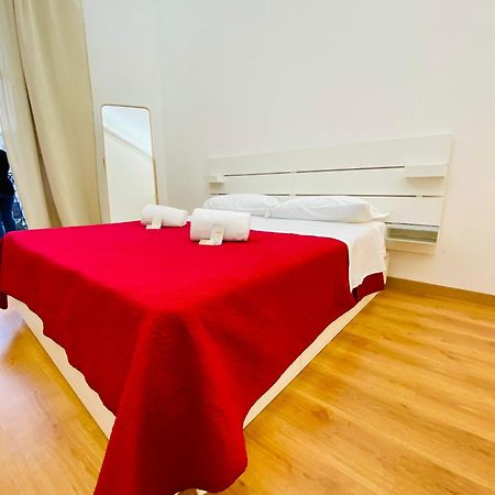 Amica Taranto In Piazza Apartman Kültér fotó
