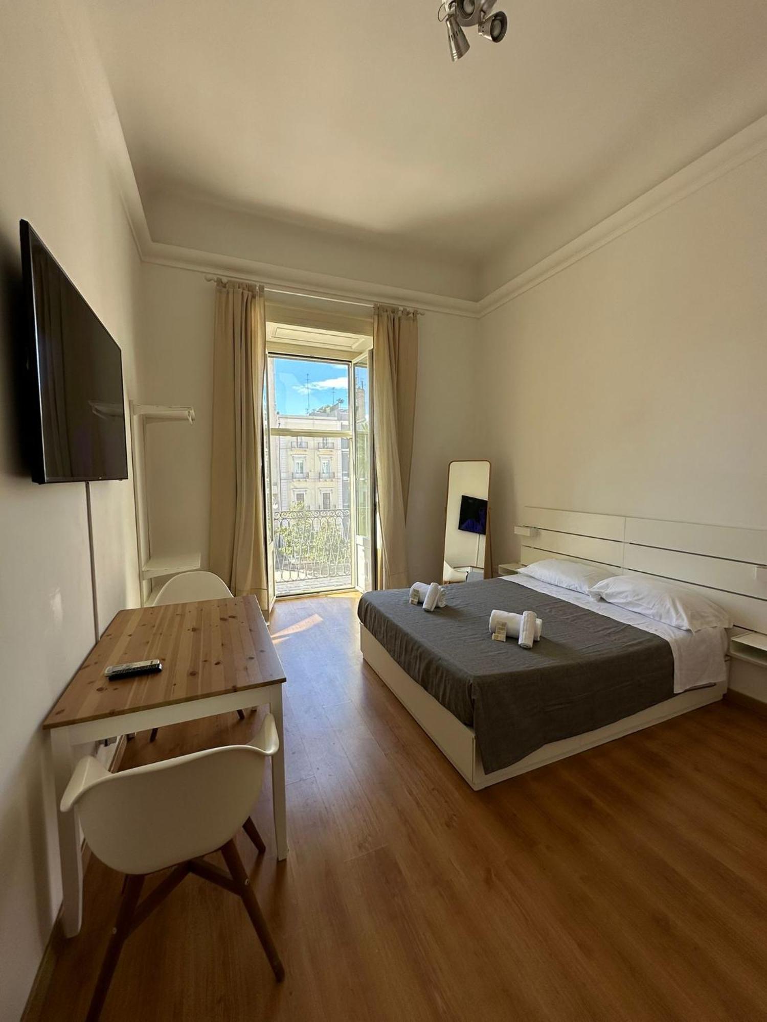 Amica Taranto In Piazza Apartman Kültér fotó